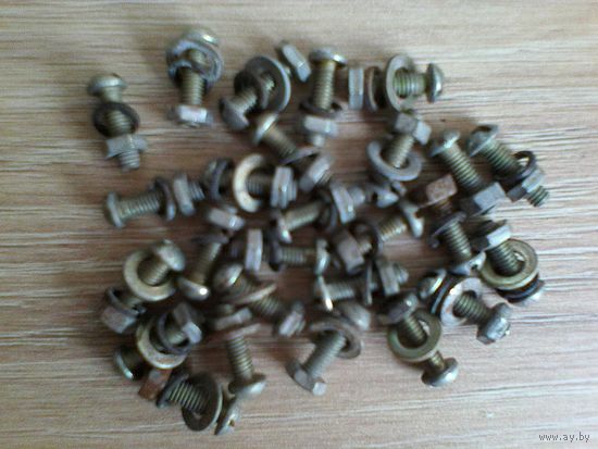 Винты с Гайками (25 штук) - Диаметр 4 мм - Длина 13/15 мм - Одним Лотом.