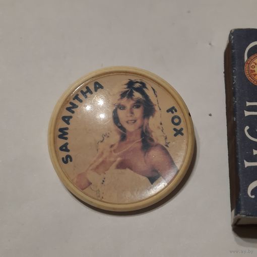 Значок Samantha Fox. СССР.