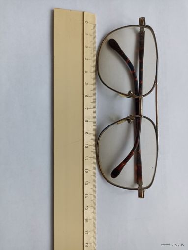 Оправа со стёклами