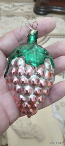 Гроздь винограда