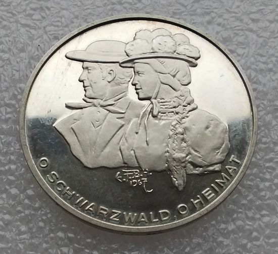 Германия 1967 год. Шварцвальдский исторический музей. Серебро 835 проба. Вес - 15,5 гр.