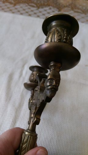 Подсвечник.
