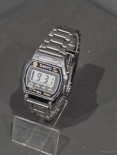 Часы SANYO