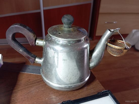 Заварник СНХ  им. Орджоникидзе . Медно - мельхиоровый .