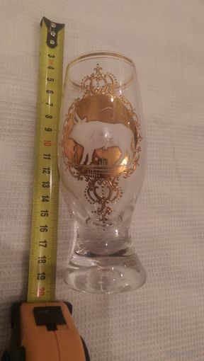 Бокал.