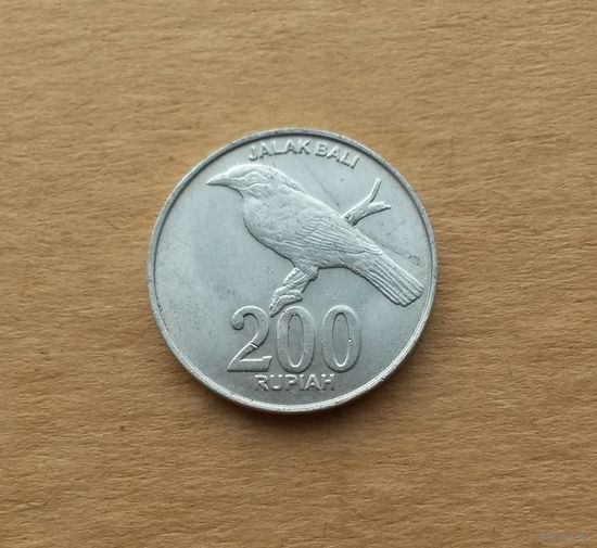 Индонезия, 200 рупий 2003 г., балийский скворец