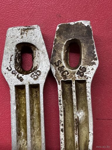 Колышки.1935г.цена за два.