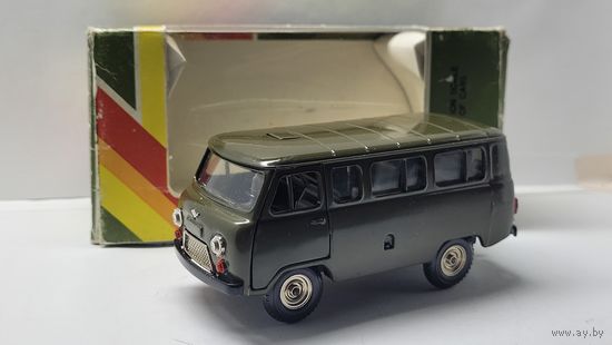 Автомодель СССР УАЗ-452 буханка, а41 коробка