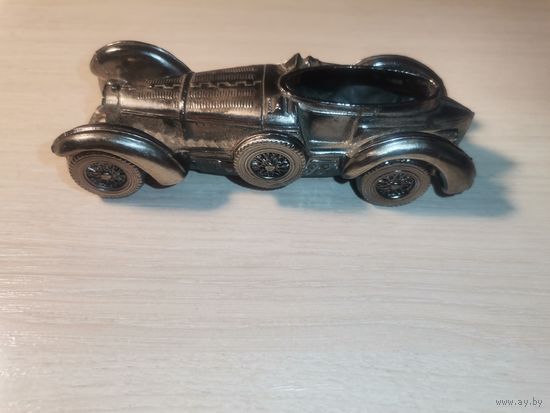 Металлическая модель "Bugatti 1934", длина 11 см.