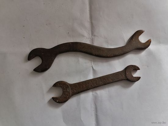 Ключи гаечные старые