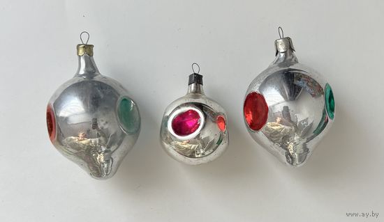 Елочные игрушки светофор шар СССР цена за все К.12