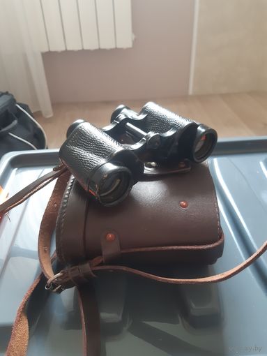 Бинокль военный 6*30 (КОМЗ, СССР).