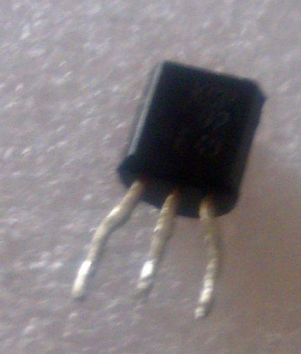 ST LM78L33A  3.3V 100mA TO-92