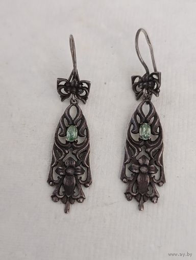 Серьги.