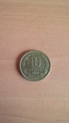 Чили, 10 песо 2004 года.