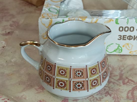 Сливочник, молочник Рига Рижский фарфор