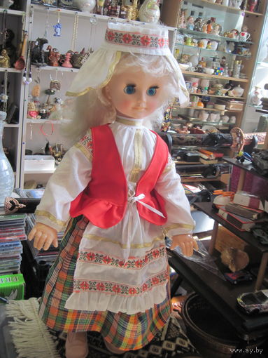 Кукла Павлинка-2 60 см.