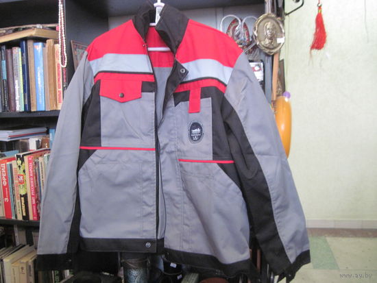 Куртка рабочая. Размер на фото.