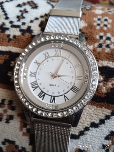 Часы женские электронные