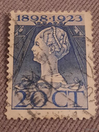 Нидерланды 1923. Королева Вильгельмина