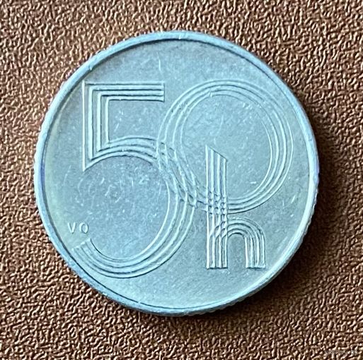 Монета 50 геллеров. 1993 год, Чехия. С рубля без МЦ.