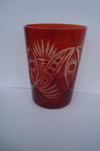 Рубиновый хрустальный стакан в отличном состоянии