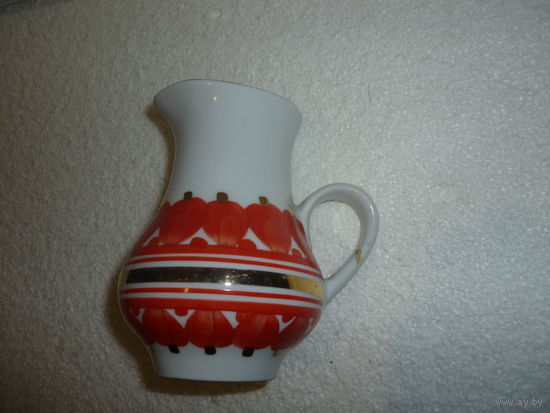 Сливочник. Ручная роспись. Бориславский ф-ый завод. СССР.