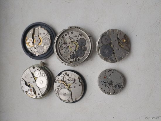 Механизмы для механических часов одним лотом