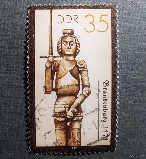 Марка ГДР 1984 год Скульптура
