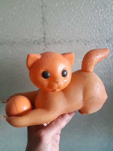 Котик с мячиком игрушка пластмассовая СССР