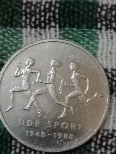 ГДР 10 марок 1988 Спорт