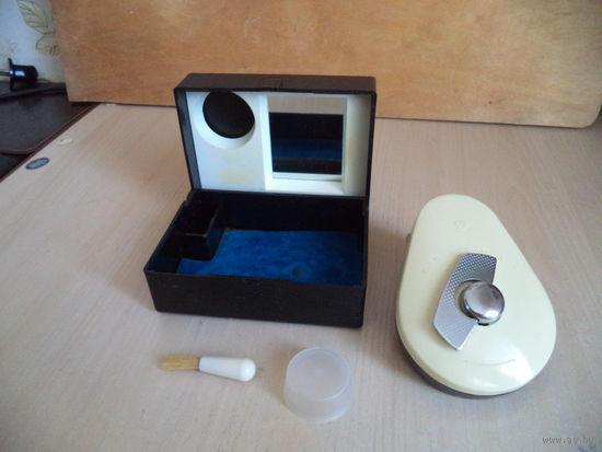 Механическая бритва. Спутник. СССР.