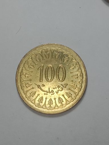 Тунис 100 миллимов 2011 года .