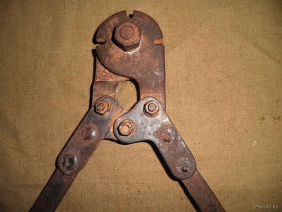 Кусачки для перекуски проволоки времён СССР.С рубля.