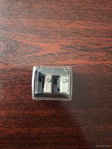 Точилка для косметических карандашей