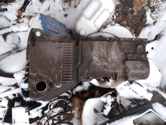 Лот 1445. Масляный поддон BMW E39 для двигателей М52 и М54. Старт с 50 рублей!