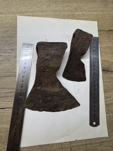 Топоры.цена за два.