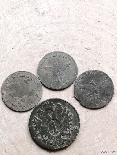 Монеты.