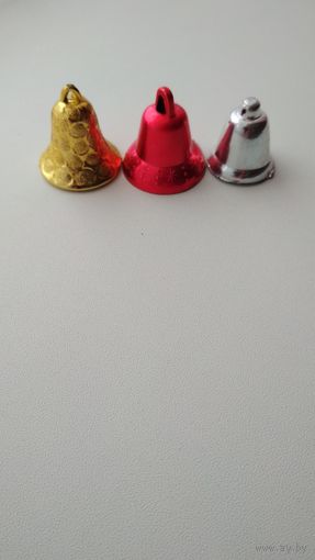 Колокольчики ёлочные. Цена за 3 шт.