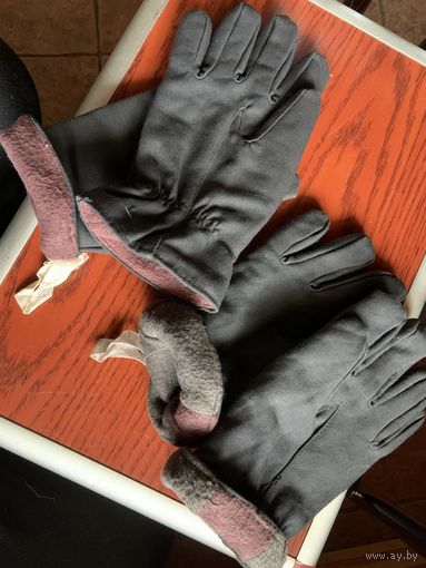 Перчатки утеплённые НОВЫЕ ! лётного техника СССР из прочнейшей ткани. Малый-средний размер .Байковая подкладка.