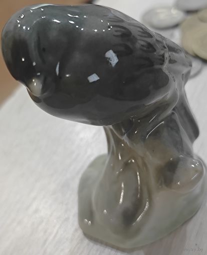 Антикварная фарфоровая статуэтка - Снегирь. Минский Фарфоровый Завод. 50-ые годы. Состояние Люкс.