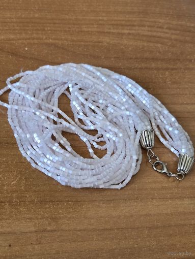 Бусы из сатинового бисера