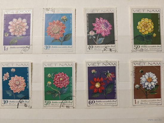 РАСПРОДАЖА КОЛЛЕКЦИИ. Вьетнам, марки "цветы"