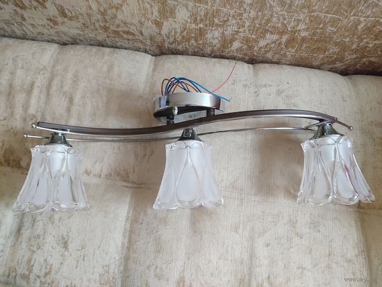 Люстра на 3 плафона