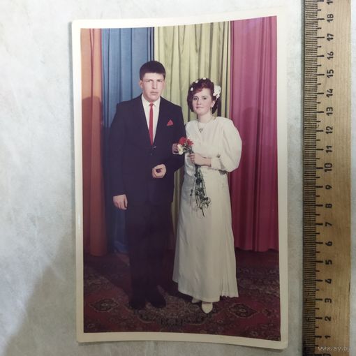 Фотография. История СССР в лицах. Свадьба. Молодожены. Счастливые лица.Поздний СССР.