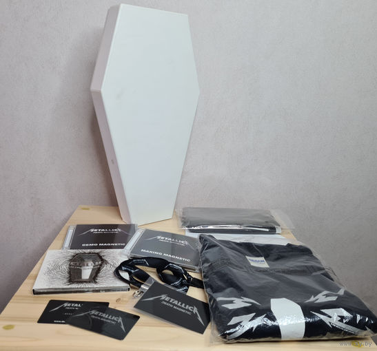 Metallica - Death Magnetic Coffin Box 2008