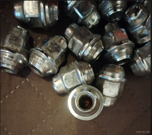 Комплект гаек 16 шт размер 19 мм