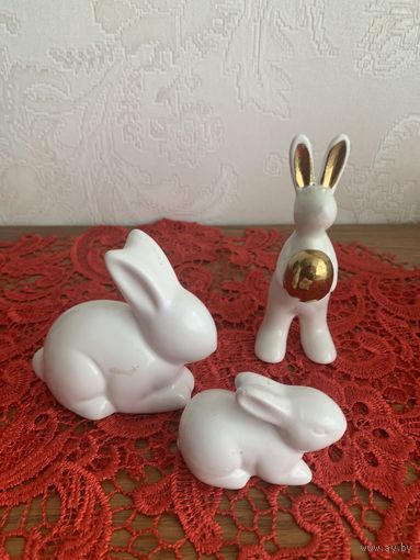 Зайцы Фарфоровые