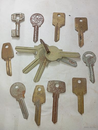 Болванки винтажных ключей . С рубля