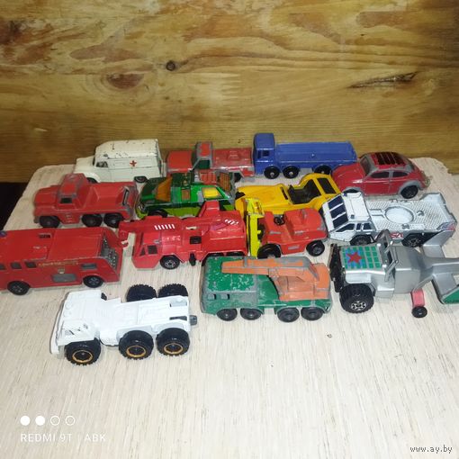 Модели Matchbox на з.части..